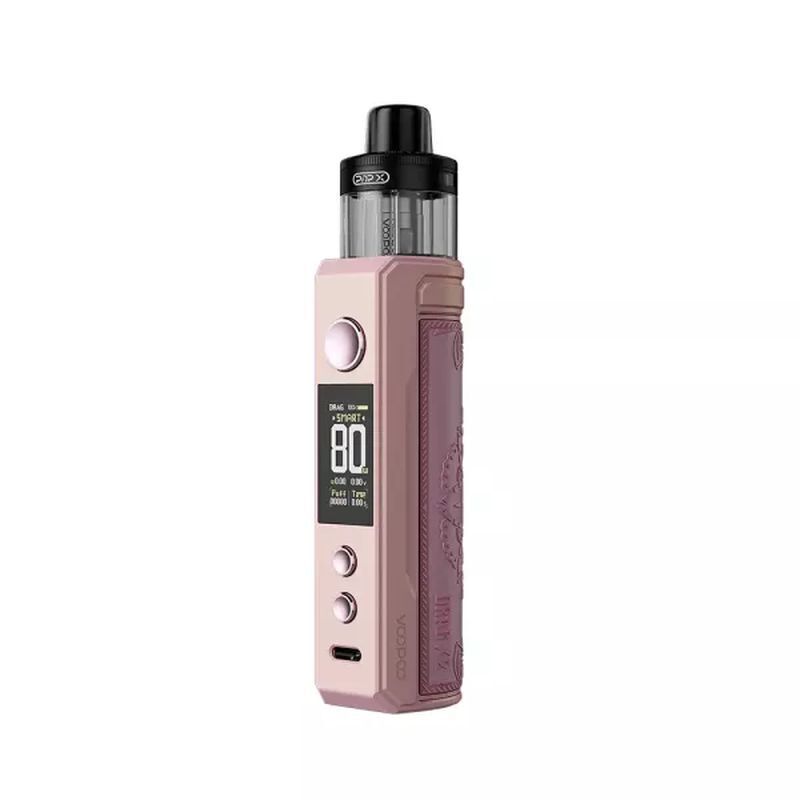 Voopoo Drag X2 Pod Kit in der Farbe Glow Pink Voopoo Drag X2 Pod Kit in Glow Pink mit Display, schwarzem Mundstück, Kontrollen an der Vorderseite und dekorativem Texturdesign