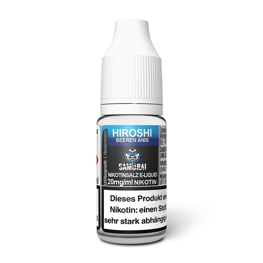 Liquid Hiroshi Beeren Anis 20mg - Samurai Flasche mit Samurai Nikotinsalz E-Liquid in Hiroshi Beeren Anis 20mg/ml Stärke, Warnhinweise und blaues Label sichtbar.