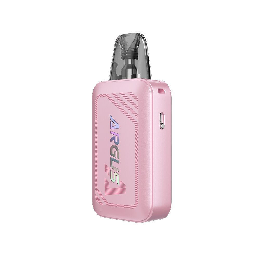 Voopoo Argus A Pod Kit in Crystal Pink, mit glänzendem Argus-Logo, silbern glänzendes Mundstück und USB-Port auf der Seite.