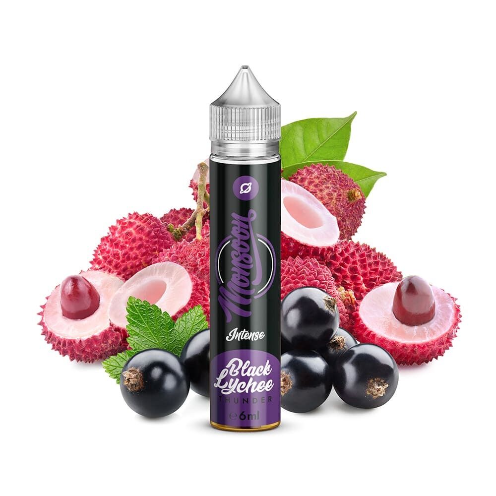 Aroma Black Lychee Thunder von Monsoon Monsoon Aroma Black Lychee Thunder Flasche vor Litschis mit offener und geschlossener Schale, Cassisbeeren und grünen Blättern