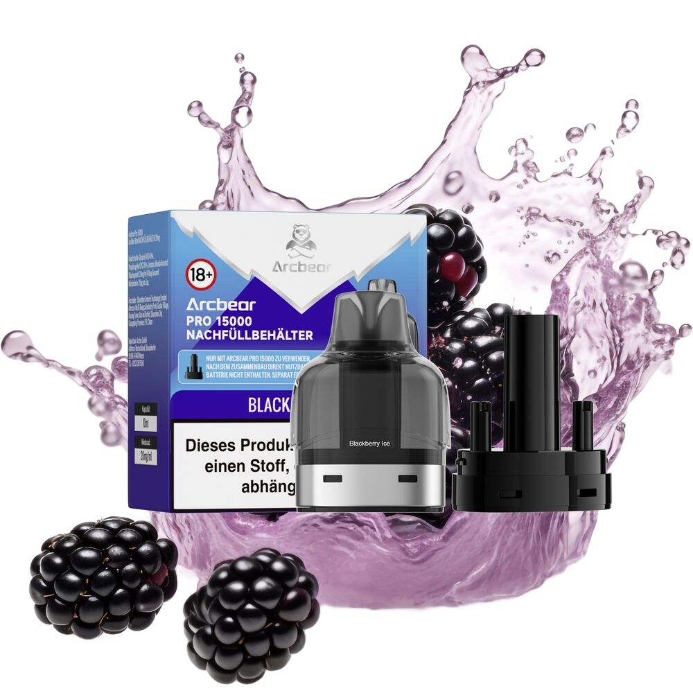 Arcbear Pro 15000 Pods - Black Ice 20mg Arcbear Pro 15000 Pods Blackberry Ice 20mg, schwarze Kartusche vor lila Flüssigkeitsspritzern und Brombeeren, Verpackung im Hintergrund