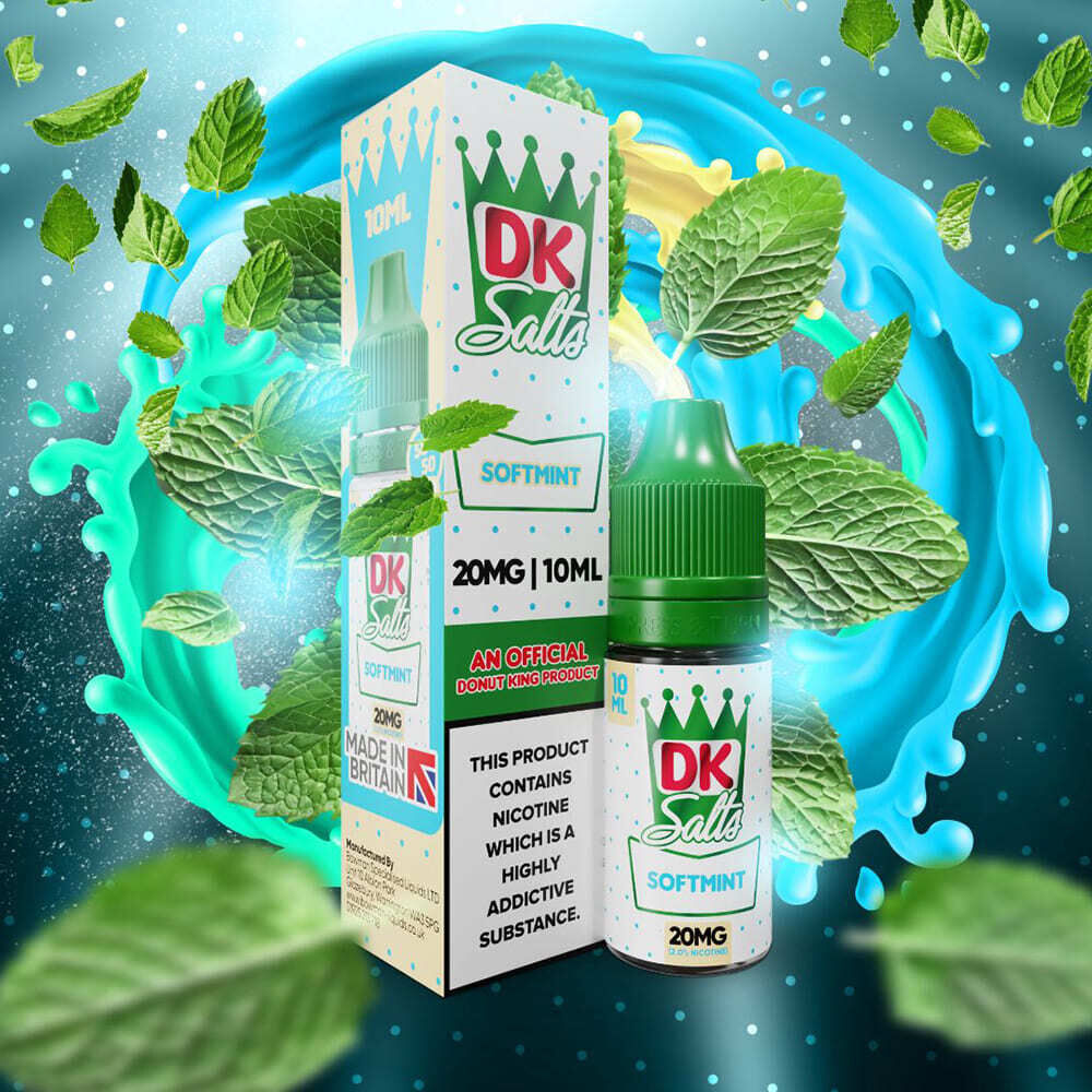 Liquid Softmint 20mg - DK Salts Verpackung und Flasche des DK Salts Nikotinsalzes Softmint 20mg umgeben von grünen Minzblättern vor blauem Hintergrund.