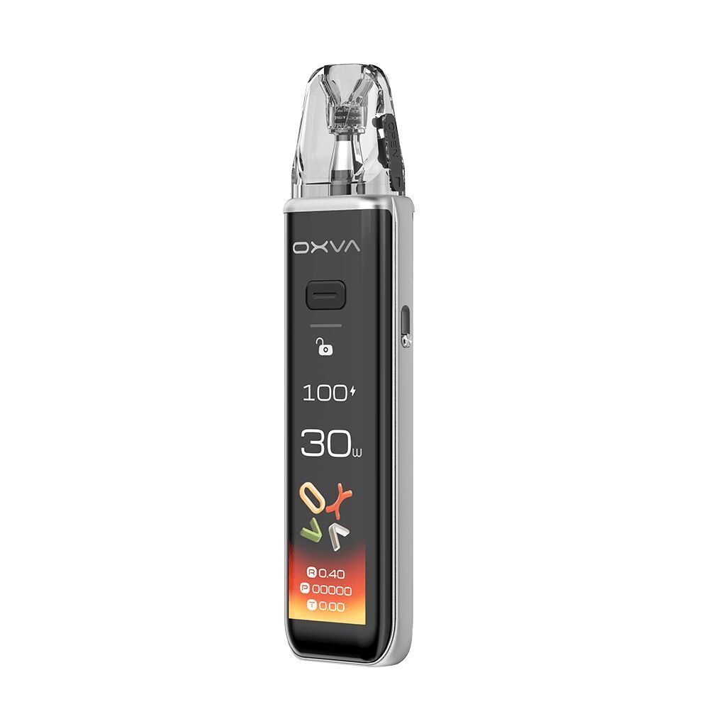 Oxva Xlim 3 Ultra Pod Kit in Metal Silver mit transparentem Mundstück und digitalem Display; zeigt 100% Akkustand und 30 Watt Leistung.