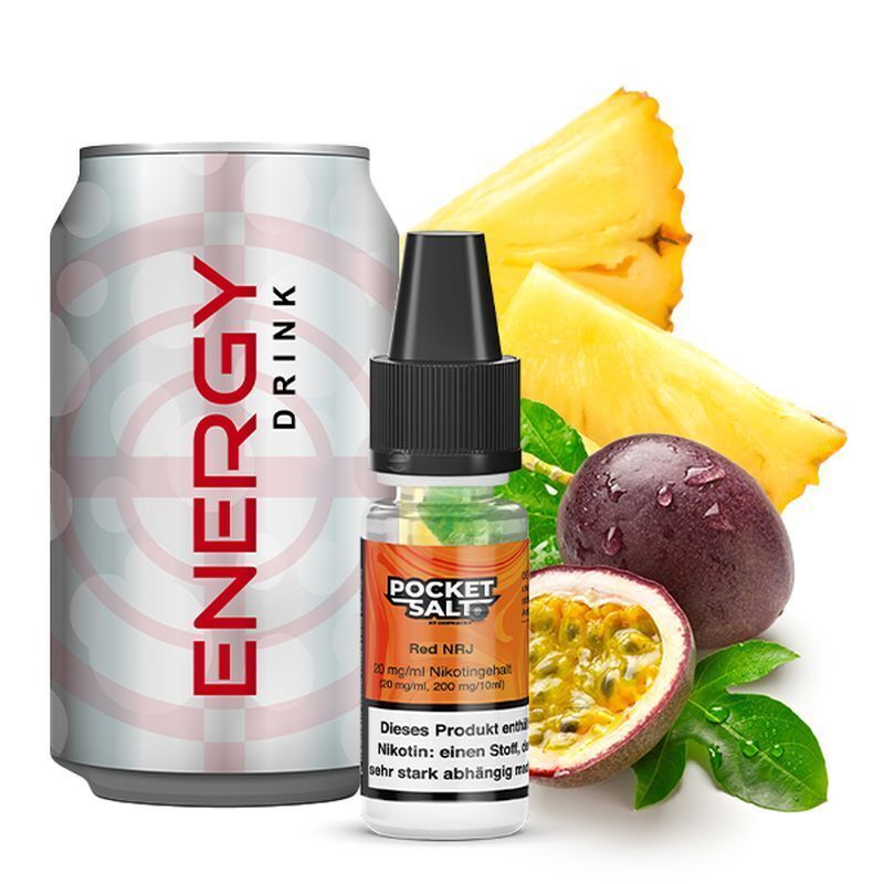 Liquid Red NRJ mit 20mg Nikotin von Pocket Salt Pocket Salt Nikotinsalz Red NRJ 20mg Fläschchen vor Energy Drink Dose, Ananasscheiben und Passionsfrucht auf weißem Hintergrund