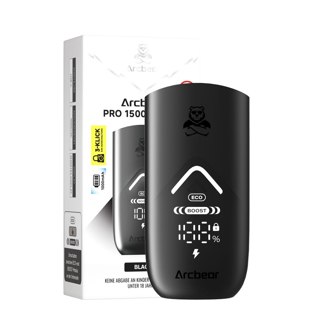 Schwarzer Arcbear Pro Akkuträger mit Display, Eco- und Boost-Modus, auf Verpackung mit weißem Hintergrund und Markenlogo abgebildet.