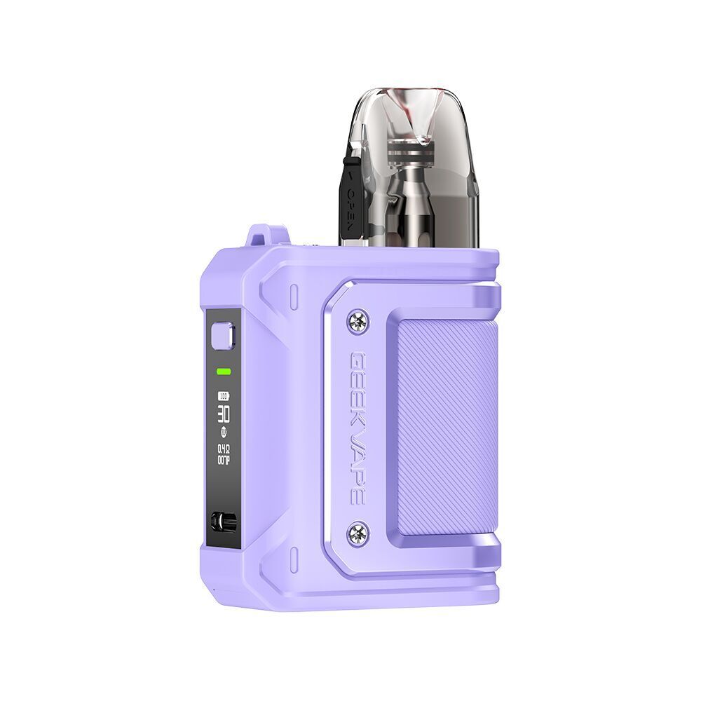 Geekvape Aegis HQ Pod Kit in der Farbe Purple Geekvape Aegis HQ Pod Kit in Lila mit digitaler Anzeige und klarer Pod-Kartusche, markantem Design und sichtbarer USB-Ladebuchse.