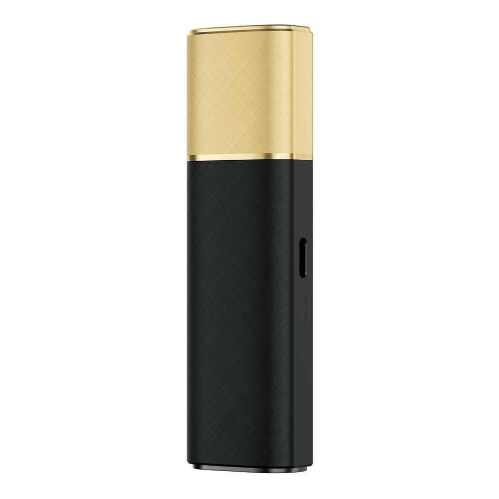 Voopoo Argus Klyc Pod Kit Schwarzes und goldenes Voopoo Argus Klyc Pod Kit mit strukturiertem Gehäuse und seitlichem Schlitz.