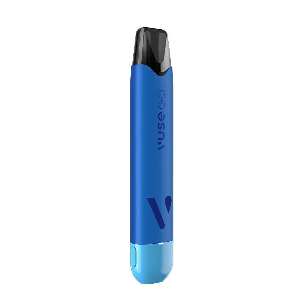 Blauer Vuse Go Reload Akku Pen mit schwarzem Mundstück und seitlich sichtbarem Logo.