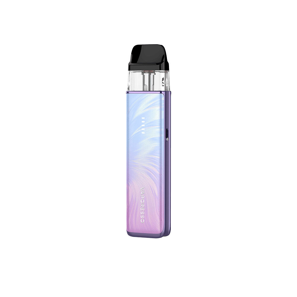 Vaporesso Xros Mini Pod Kit in Plume Pink mit schimmerndem Farbverlauf und schwarzem Mundstück, seitlicher Markierung und transparentem Tank.