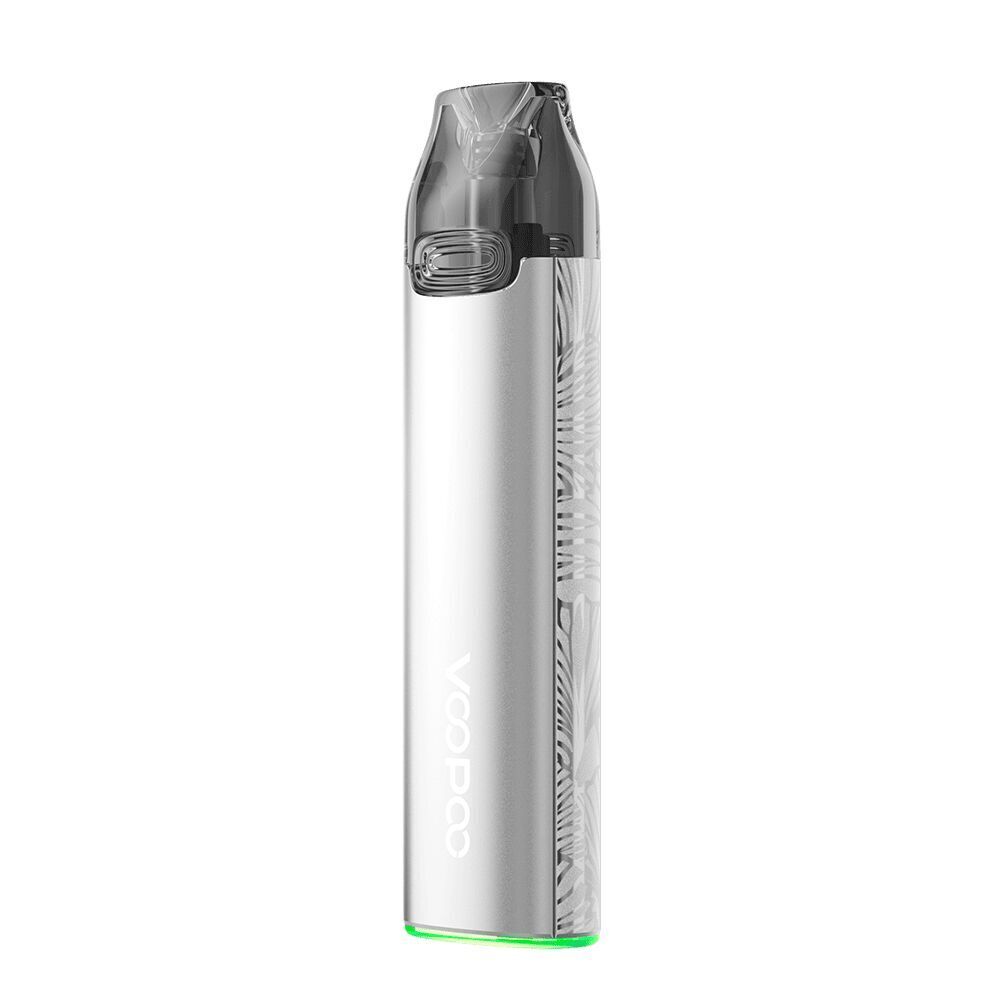 Voopoo Vmate Pro 2 Pod Kit - Glacier Silver Voopoo Vmate Pro 2 Pod Kit in Silber mit transluzenter, rauchiger Abdeckung und grünem Leuchtelement am Boden.
