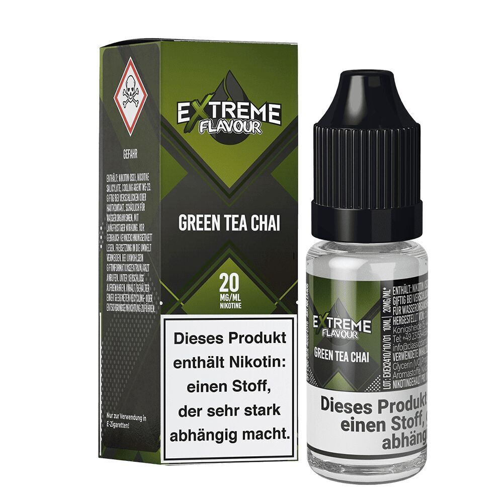 Liquid Grüner Tee Chai 20mg - Extreme Flavour Extreme Flavour Nikotinsalz E-Liquid Green Tea Chai 20mg, Flasche vor Verpackung, Warnhinweis zu Nikotinsucht aufgedruckt.