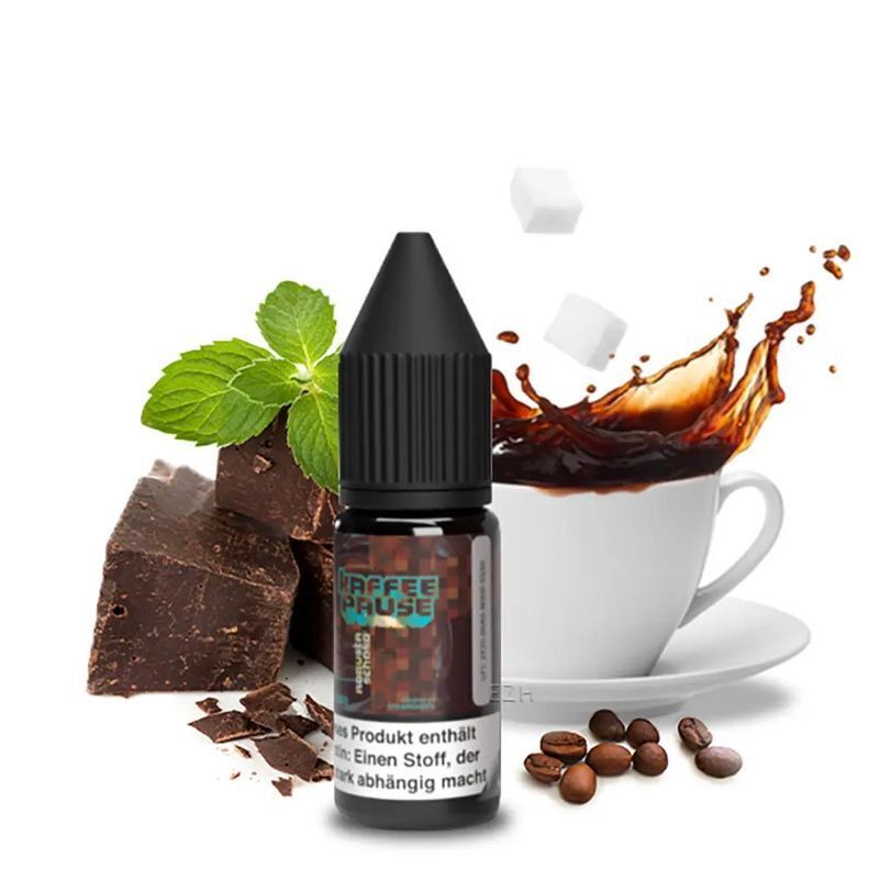Liquid Robusta Schoko Liquid 20mg - Kaffeepause Flasche Kaffeepause Nikotinsalz Robusta Schoko 20mg vor Schokolade, Kaffeetasse mit Spritzern, Minzblättern und Kaffeebohnen auf weißem Hintergrund