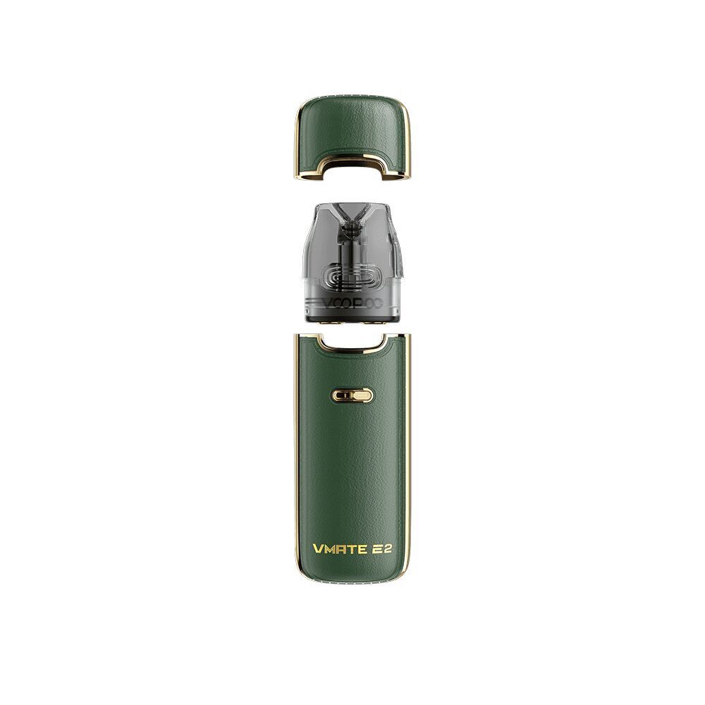 Voopoo Vmate E2 Pod Kit in Smaragdgrün mit abnehmbarem Mundstück und durchsichtigem Pod, goldene Akzente, Schriftzug "VMATE E2".